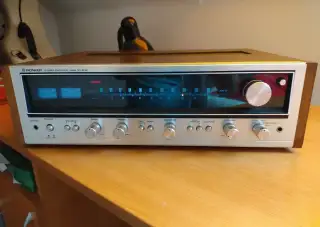 Pioneer SX-636 receiver z 70. let.