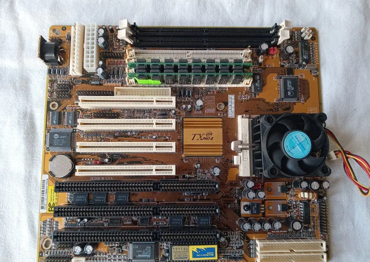RETRO základní deska,socket 7-PENTIUM P54C 120MHz.
