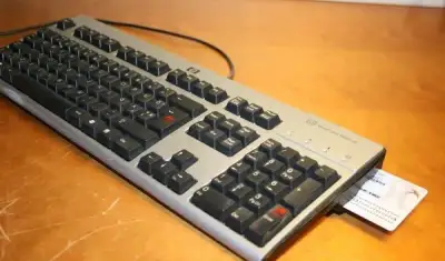 HP klávesnice EU KUS0133 CCID se čtečkou karet