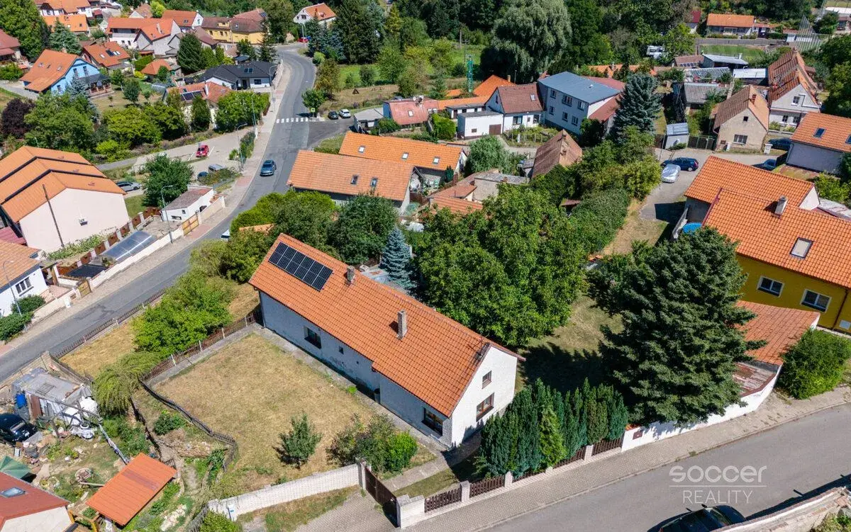 Prodej rodinného domu s pozemkem 1 466 m², Zápy