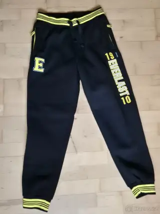 Prodán NOVÉ tepláky EVERLAST