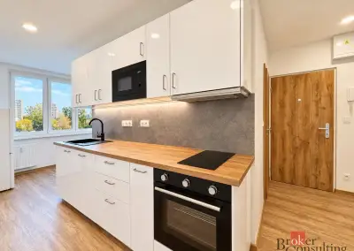 Pronájem, byty/2+1, 62 m2, Karlovarská 759/3, 36017 Karlovy