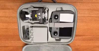 Dron DJI Mini 4 Pro Fly More Combo