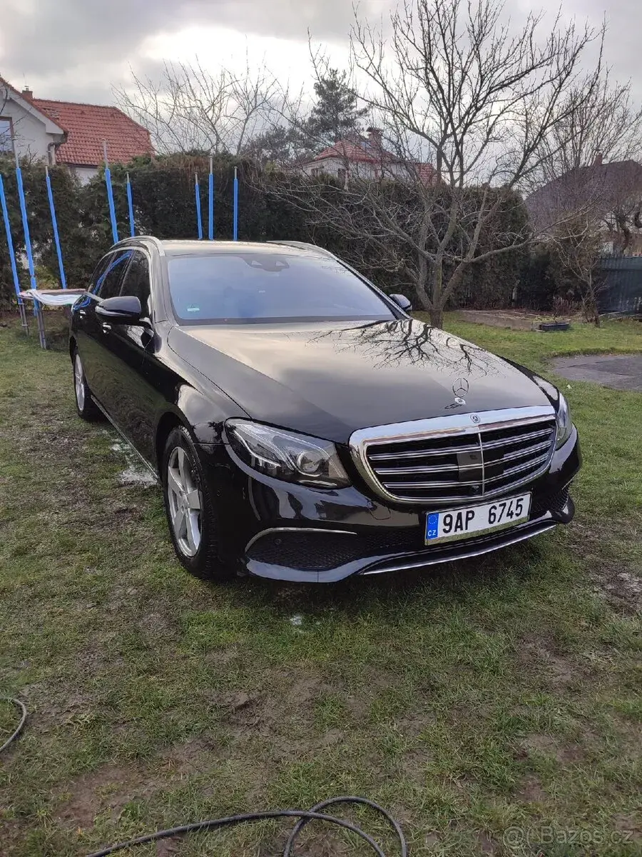 Mercedes-Benz e220d – 2017, 210 000 km