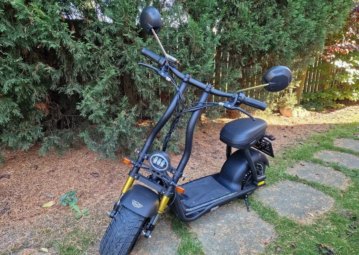 E-skútr - HECHT COCIS MINI CARBON