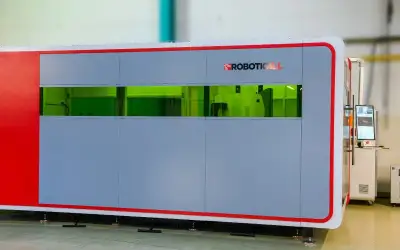 Vláknový CNC laser DX Tech 3000w