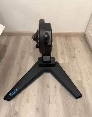 Garmin Tacx Flux 2 Smart – v záruce do 9/2027, s kazetou 105