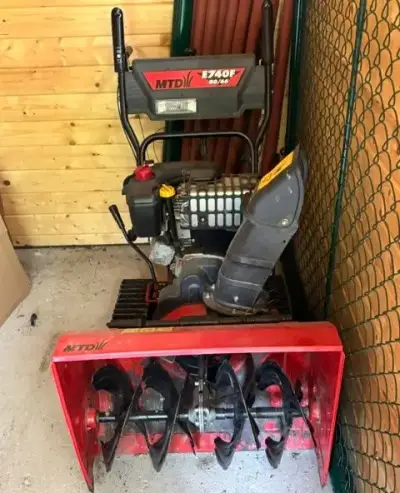 Sněžnou frézu MTD E740/F