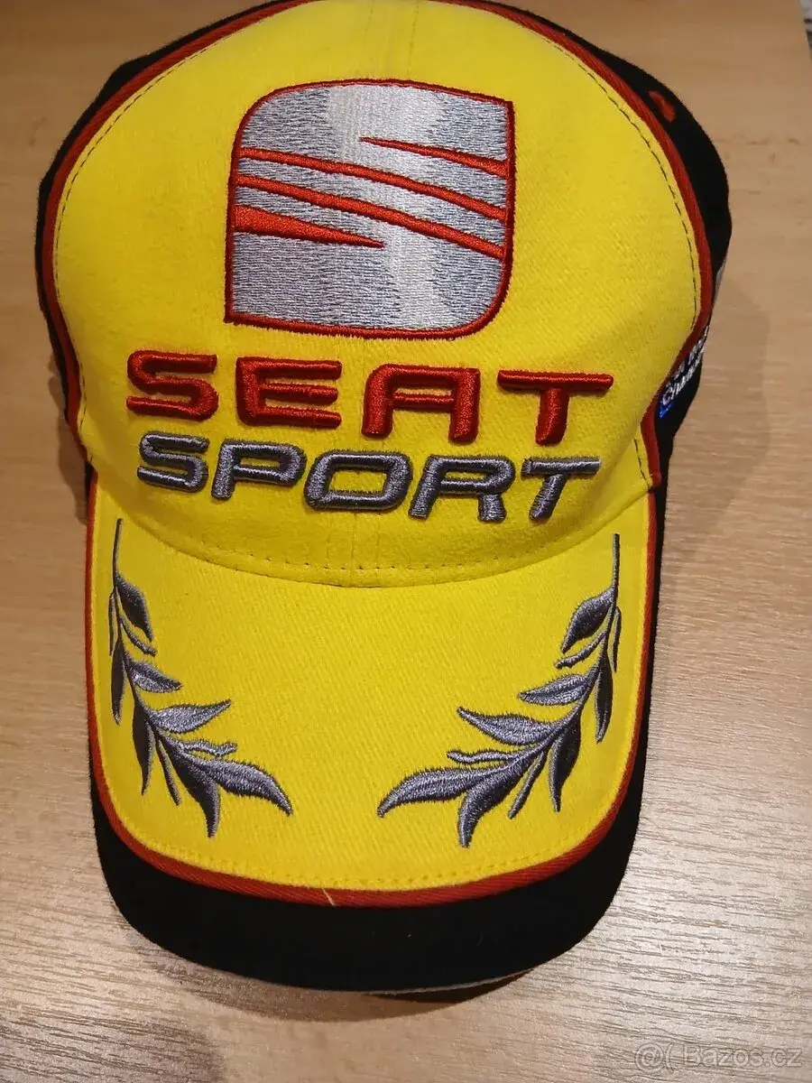kšiltovka SEAT
