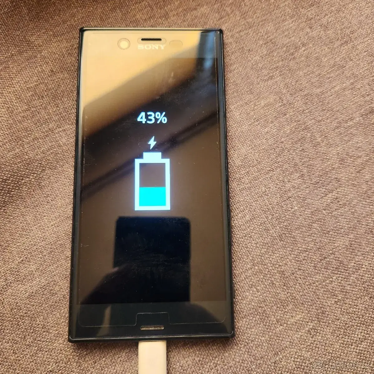 SONY XPERIA XZ F8331