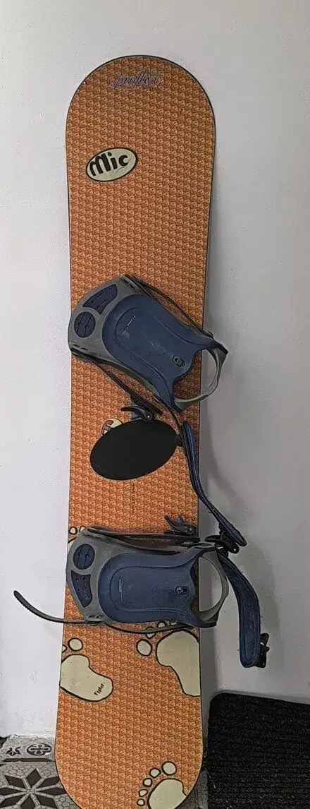 Snowboard