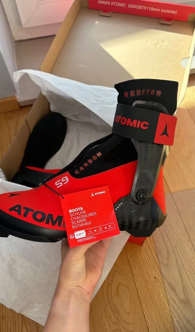 Atomic Redster S9 Carbon – běžecké boty na skate, vel. 40 ⅔