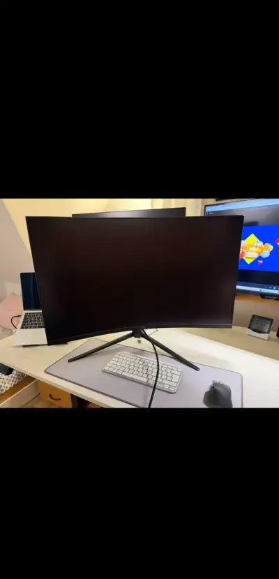 32" prohnutý herní monitor MSI Optix G321CQP (WQHD,