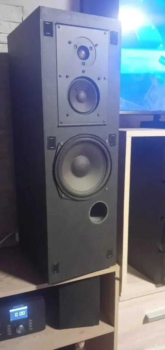 REPRODUKTORY Elektronika Praha RS 434