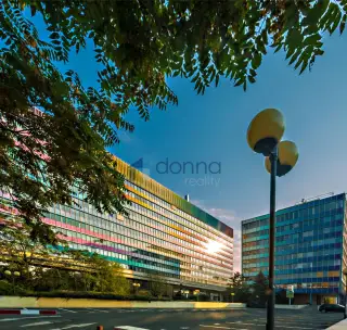 Pronájem kanceláře 570 m² Kodaňská, Praha 10 - Vršovice