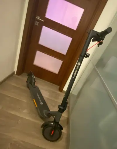 Elektrokoloběžka GoGen