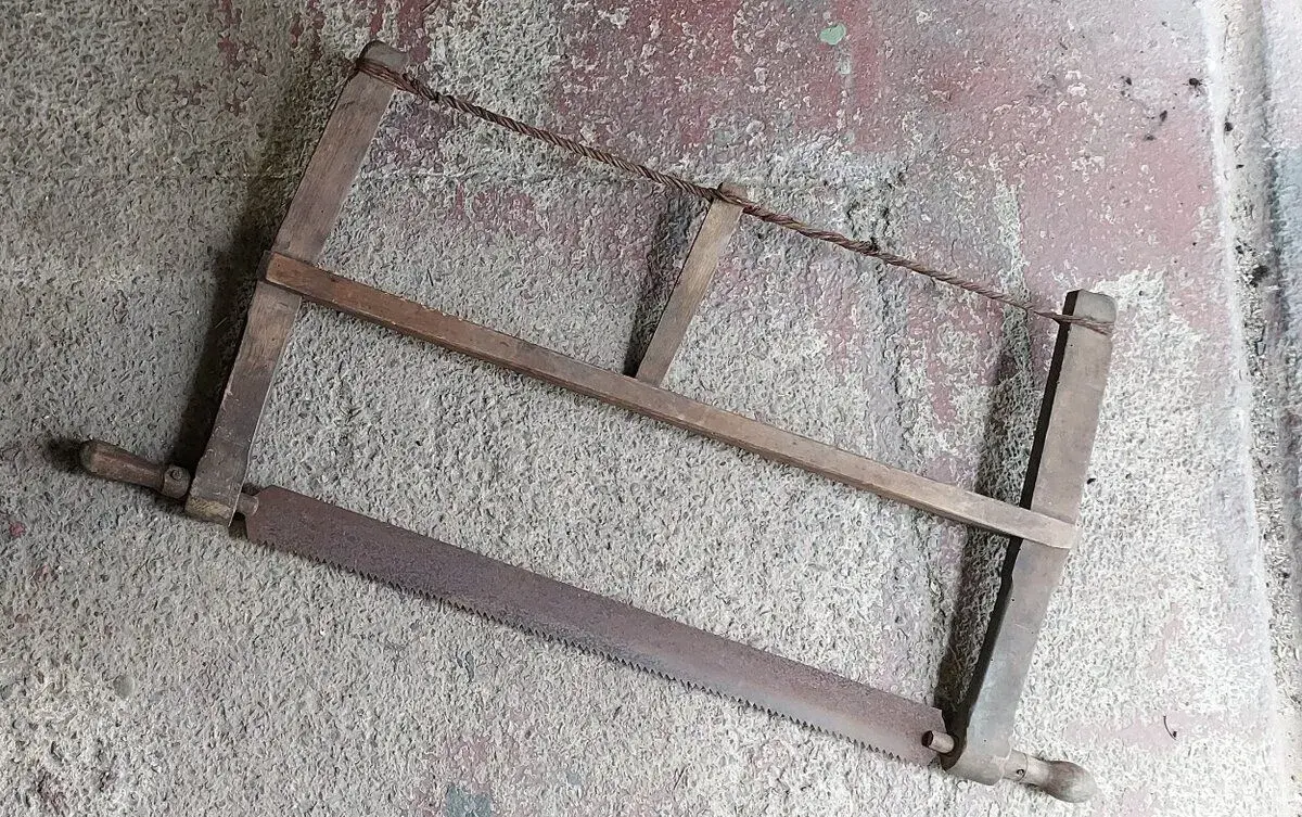 Pily na dřevo