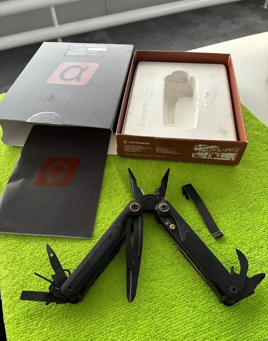 Multitool Leatherman wave alpha-obsidián