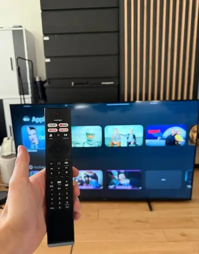 Smart TV Philips 65” (4K) - Stav nového