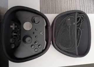 Xbox Elite Series 2 – V ZÁRUCE ještě 1,5+ roku (Top stav)