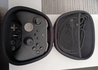 Xbox Elite Series 2 – V ZÁRUCE ještě 1,5+ roku (Top stav)
