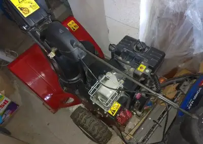 SNĚHOVÁ FRÉZA TORO POWER MAX 828LE