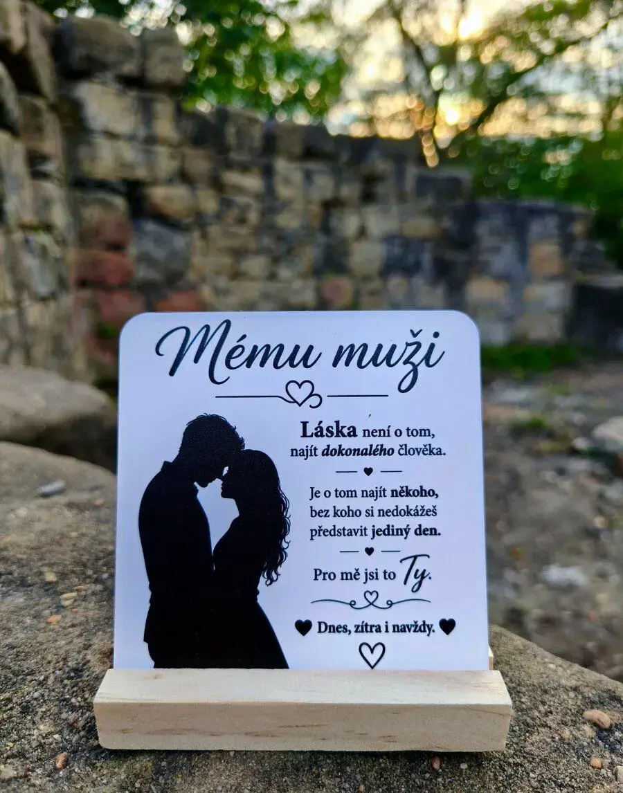Dekorace na podstavci