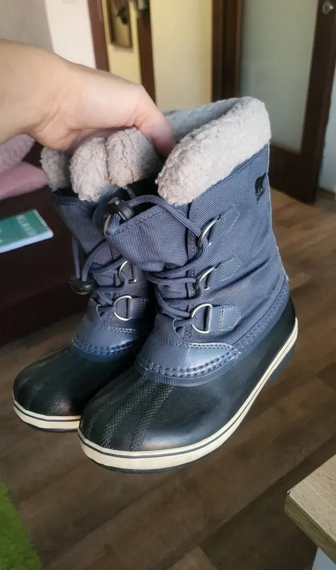 Snehule Sorel vel.33