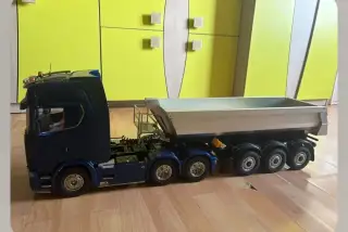Scania 770