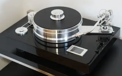 PRO-JECT SIGNATURE 12 s ORTOFON CADENZA BLACK NEW