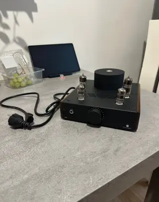 Feliks Audio Echo – elektronkový sluchátkový zesilovač OTL
