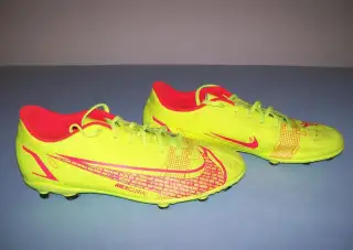 Kopačky NIKE MERCURIAL - č. 42
