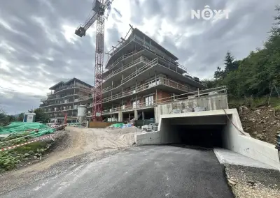 Pronájem ostatní Garážové stání, 18㎡
