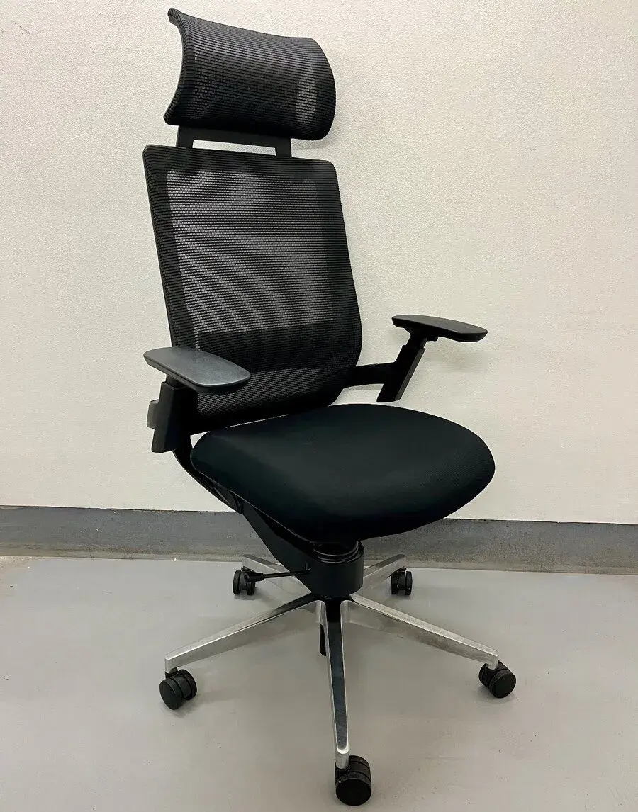 Zdravotní kancelářská židle Adaptic Comfort
