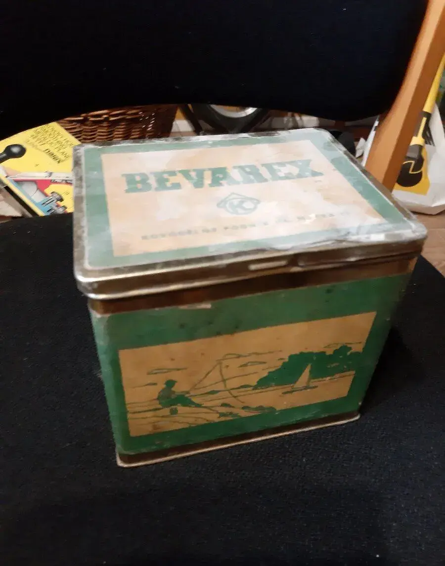 Retro benzínový vařič v originálním balení