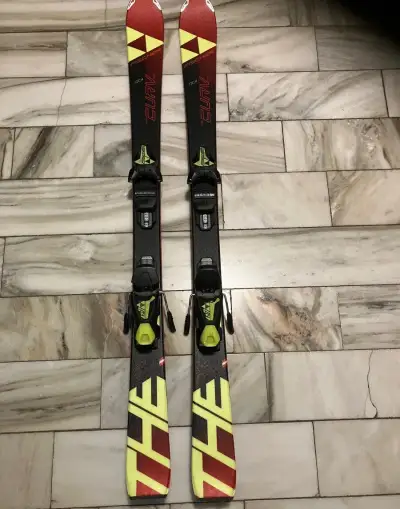 Lyže FISCHER CURV pro RC4 130 cm