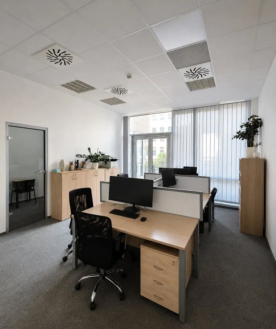 Podnájem kanceláře - 45 m2+45 m2 terasa, parkování - Praha 4