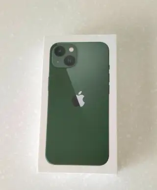 Krabička od iPhone 13