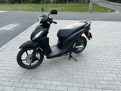 Honda Vision 110 r.v 2023
