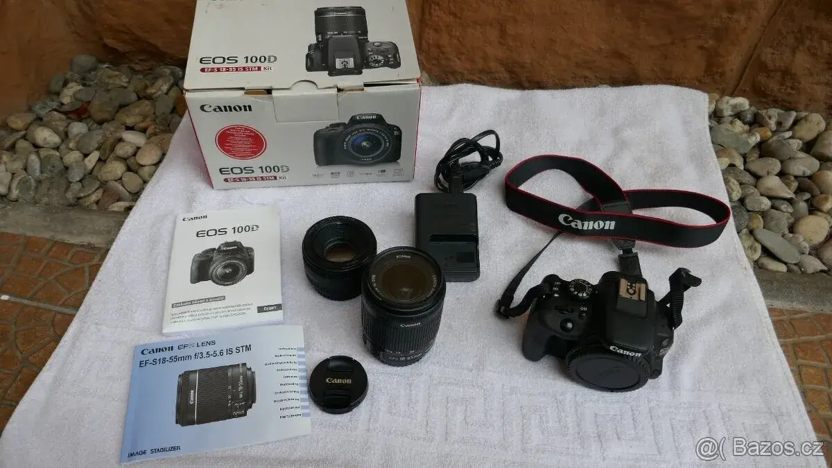Canon EOS 100D + 18-55 mm STM + 50 mm STM