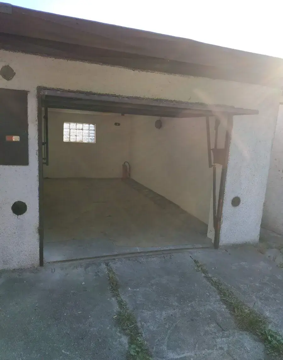 Na prodej garáž ka-6 u puva