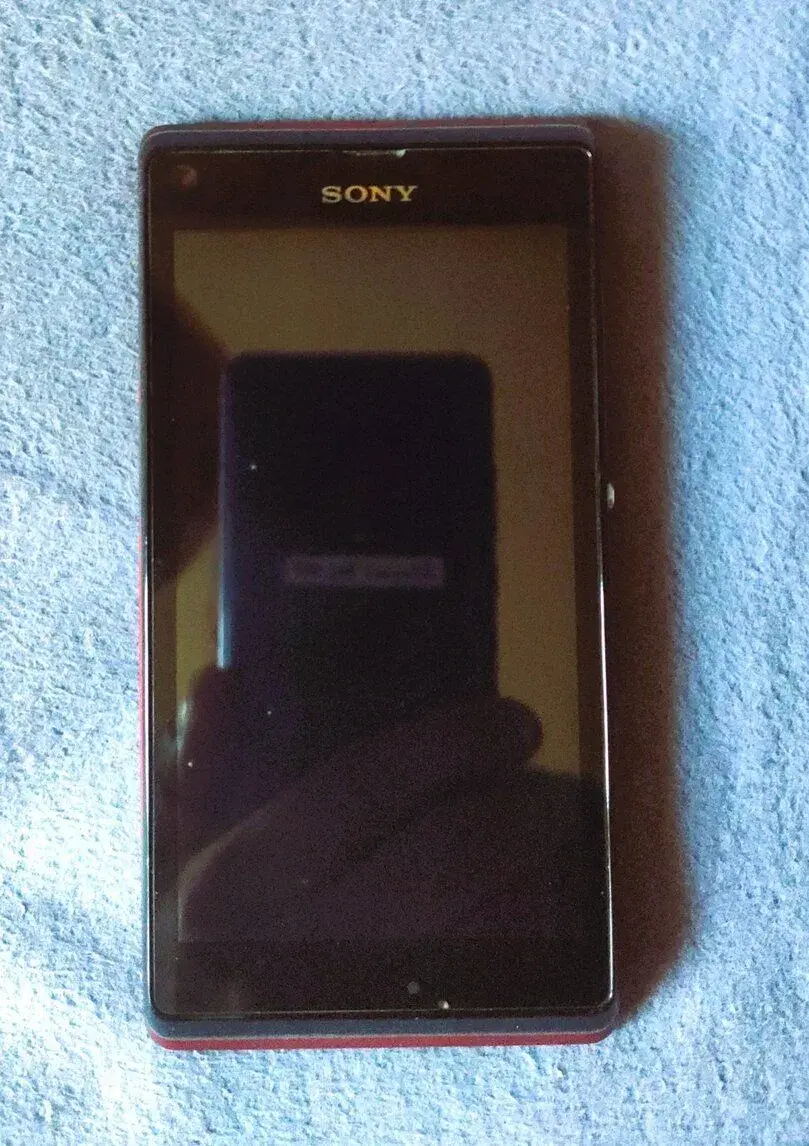 SONY Xperia L