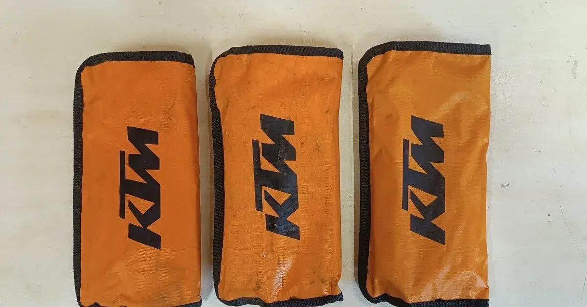 Díly KTM + nářadí