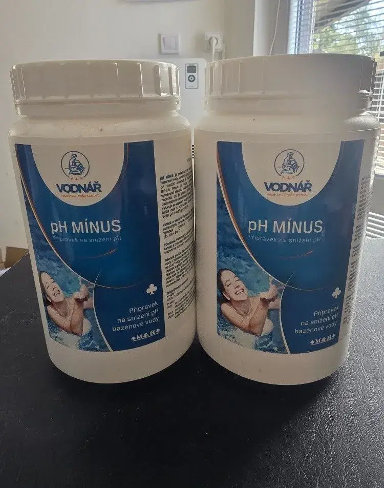 Snížení pH do bazénu – pH Mínus 2× (Vodnář)