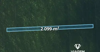 Pole 2 099 m²