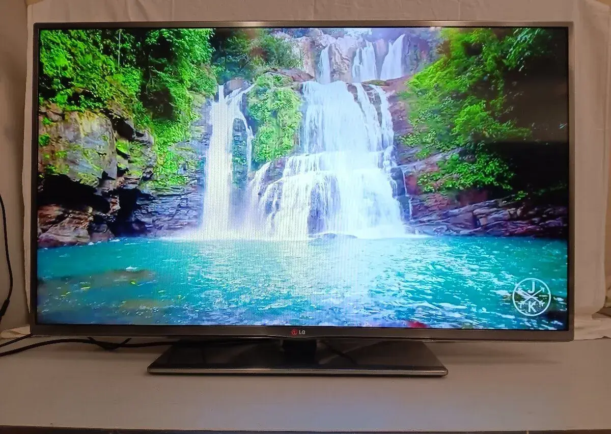 LG 42LB650V,107cm,Full HD,3D,Smart+Wifi,DVB-T2
