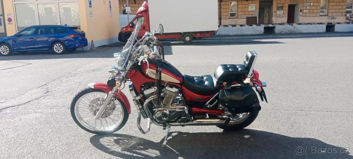 SUZUKI Intruder 800GL