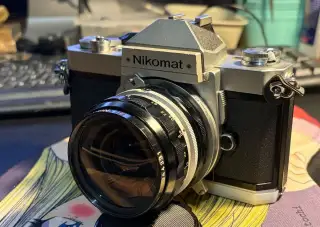 Nikon FT2 Nikomat + Nikkor-H 28mm f/3,5