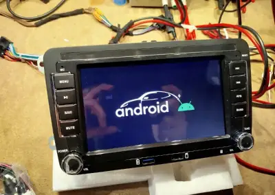 Autorádio pro VW, Škoda, Seat jako Columbus android carplay