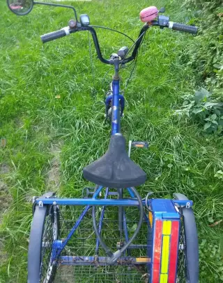 Elektro tříkolka